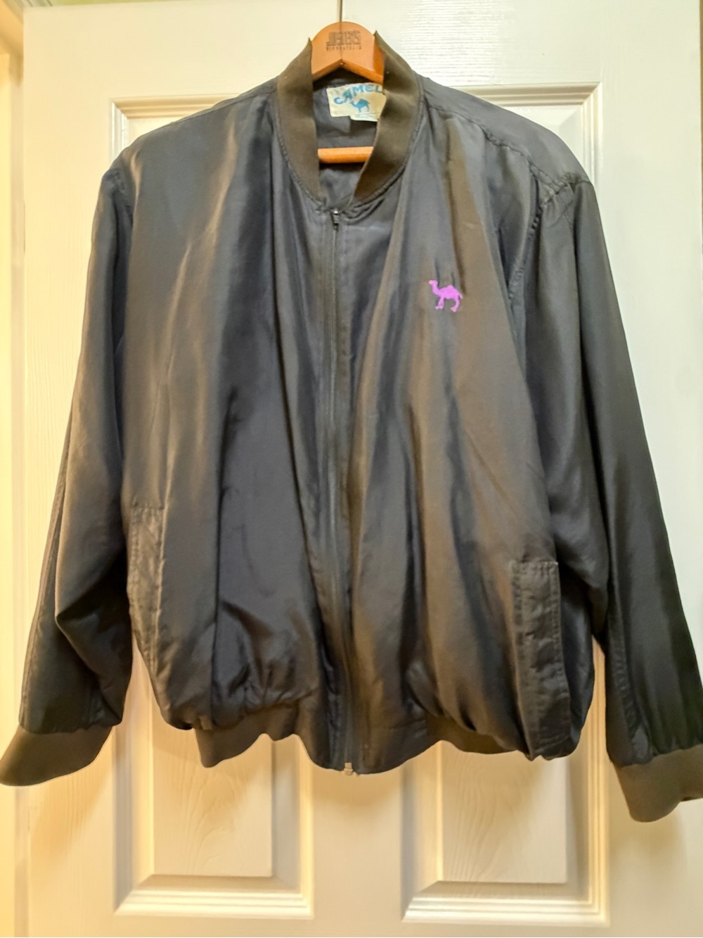 Camel Joe Cigarettes 100% Silk Jacket – Black, Size Large – Vintage